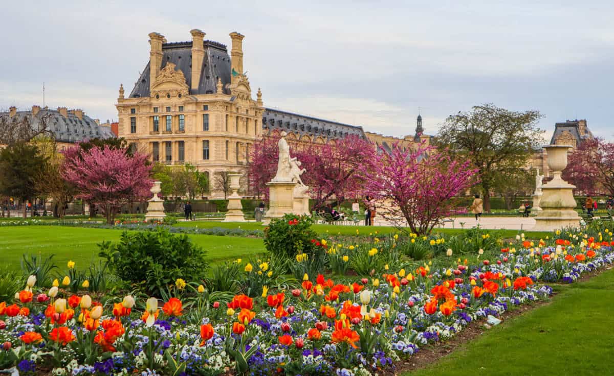 louvre-museum-opening-hours-2026-best-times-late-nights-closures