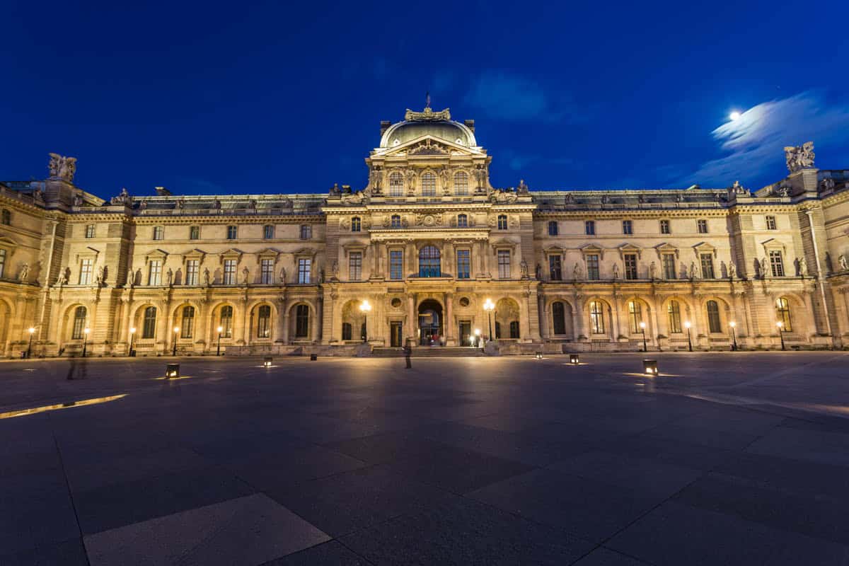 louvre-museum-location-2026-entrances-metro-stops-map-easiest-ways